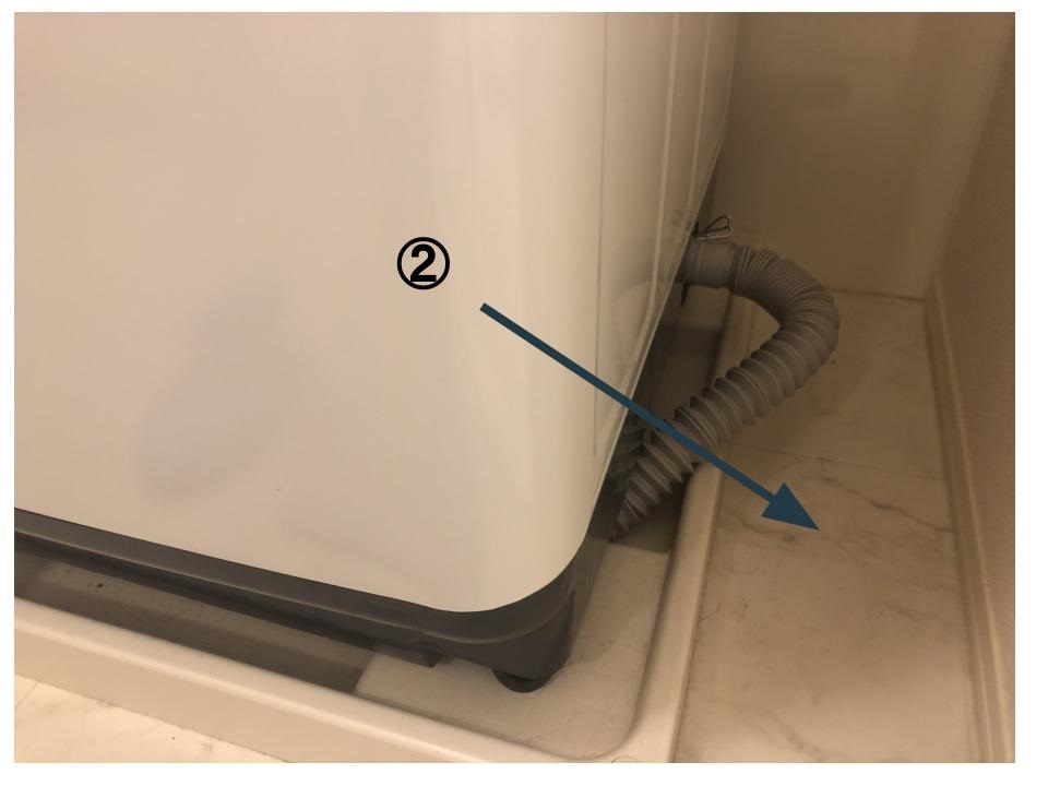 縦型洗濯機の水抜き手順【排水ホース2】